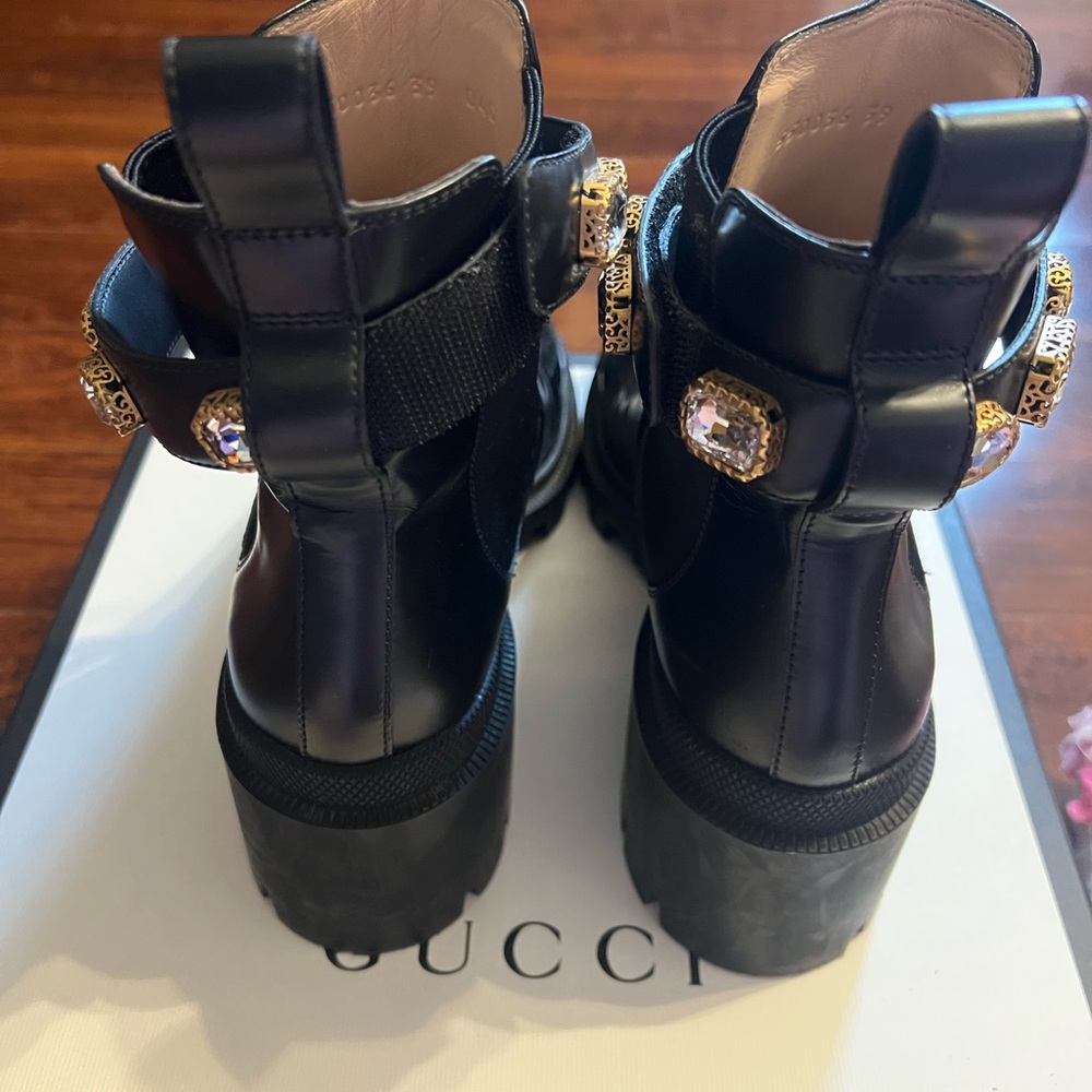 Gucci Black Crystal Leather Chelsea Boots with GG Hardware - Picture 6 of 9